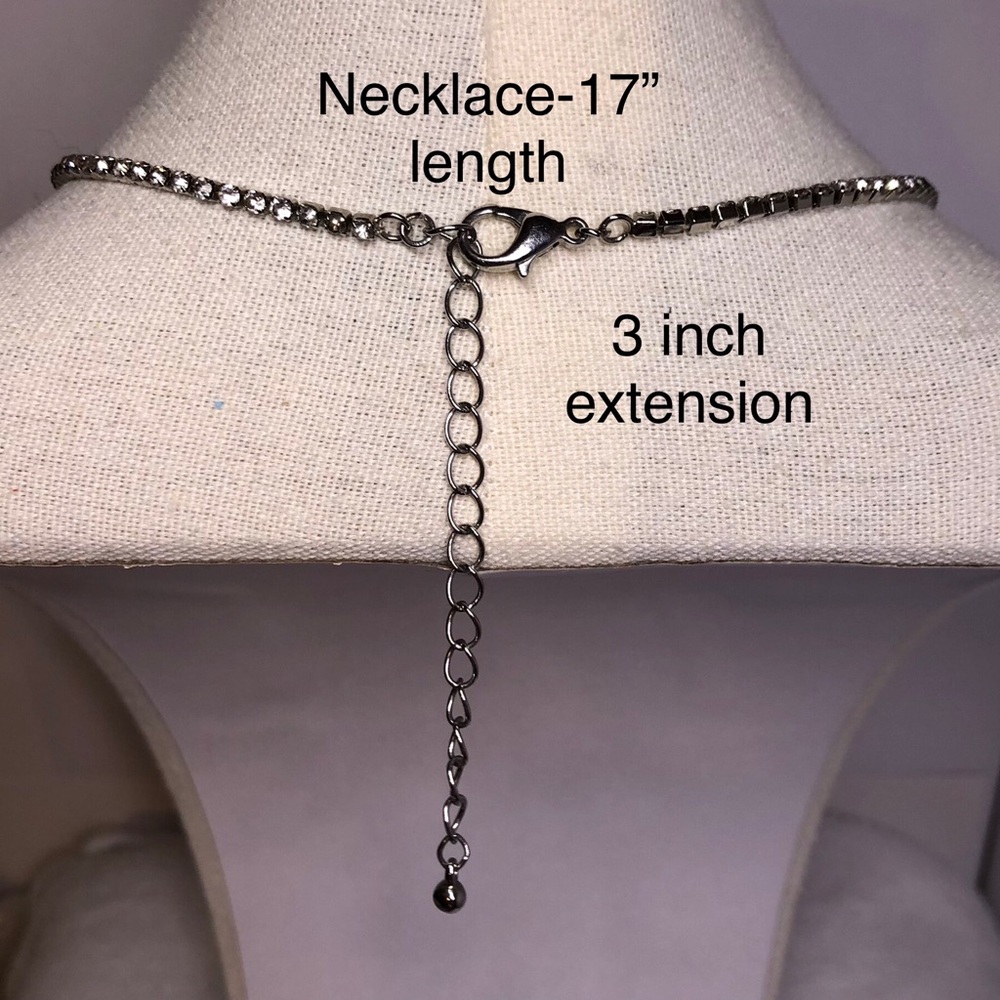 Stunning Chandelier Rhinestone Necklace-Earring Set - Picture 3 of 14